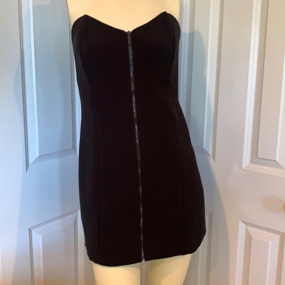 𝅺nwt Backstage Uptown Dress Black Mini Zipper Dress LBD Revolve M - Picture 2 of 7
